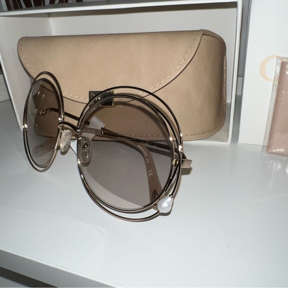 Chloe Sunglasses with Case main image 4